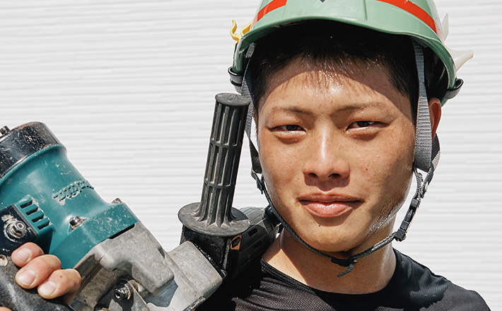 平錦建設 東航平さん 横③
