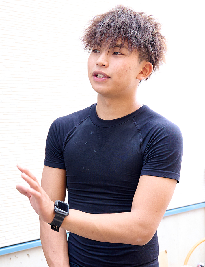 ④